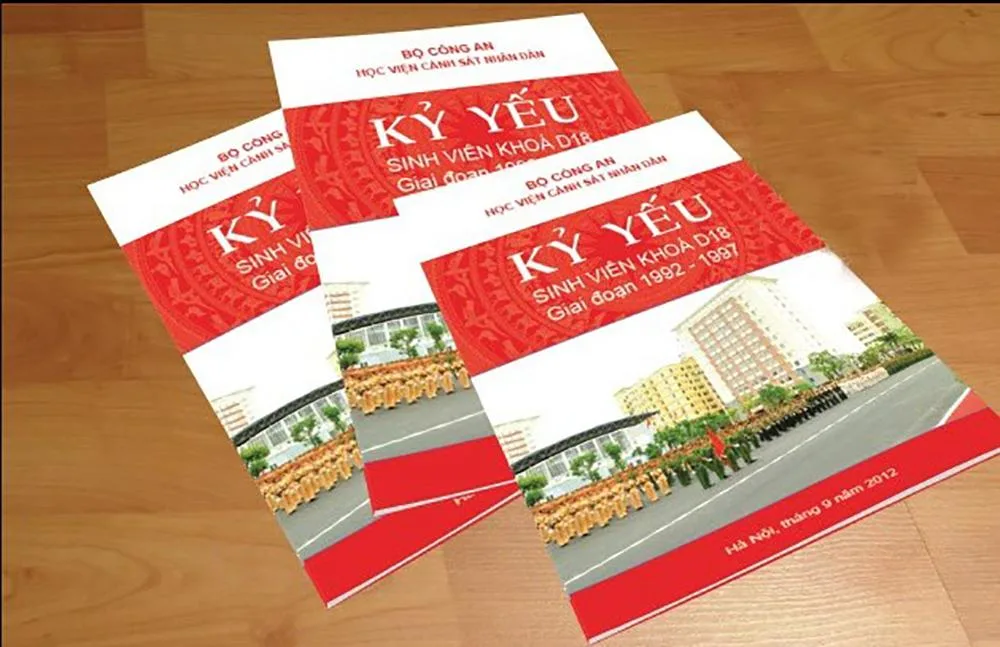 In Kỷ Yếu Số Lượng Ít – Màu Đẹp, Đóng Cuốn Chắc Chắn